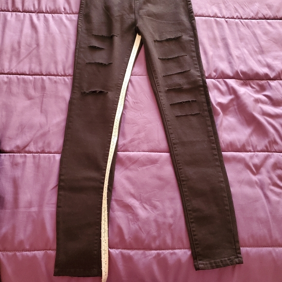 NEW Distressed Skinny Jeans - Ripped (Black) - Picture 8 of 10